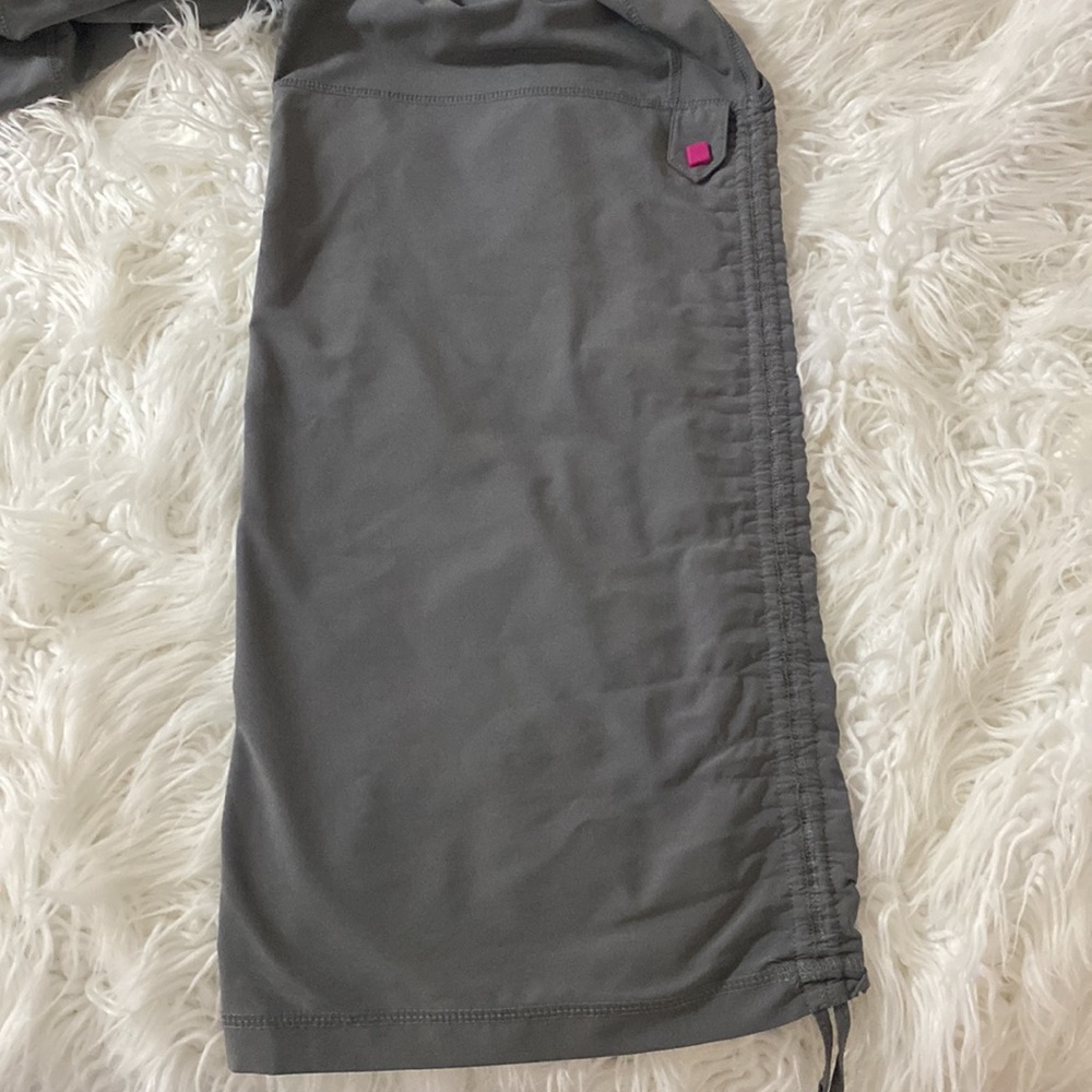 Pants - Picture 5 of 6